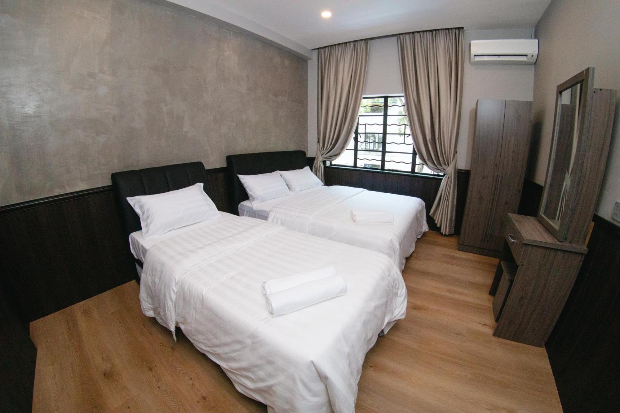 Concrete Jungle Cabin Kota Kinabalu Eksteriør billede